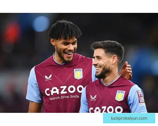 英超维拉萨维奇近期状态回暖，表现值得关注